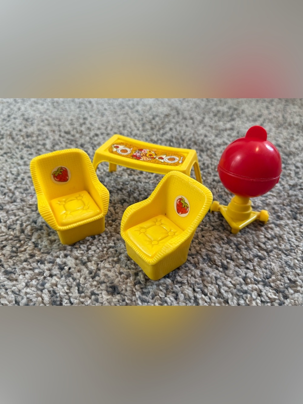 Vintage Strawberry Shortcake Garden House Gazebo Furniture 1981 AGC Kenner 43450